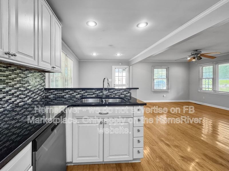 610 Hopkins Rd - Photo 7 of 19