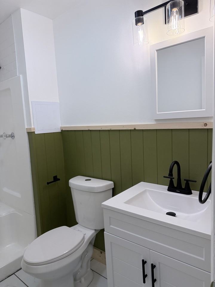 31 E Market St #G - Photo 7 of 8