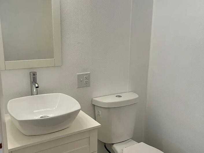 28 S Main St #2 - Photo 6 of 9