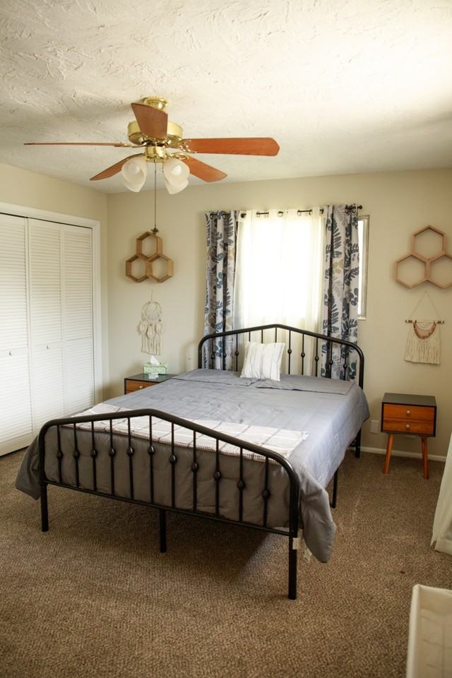 445 Joan Ave - Photo 4 of 6