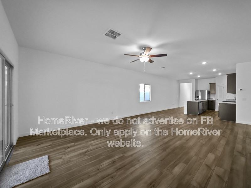 1116 W West Virginia Ave - Photo 5 of 22