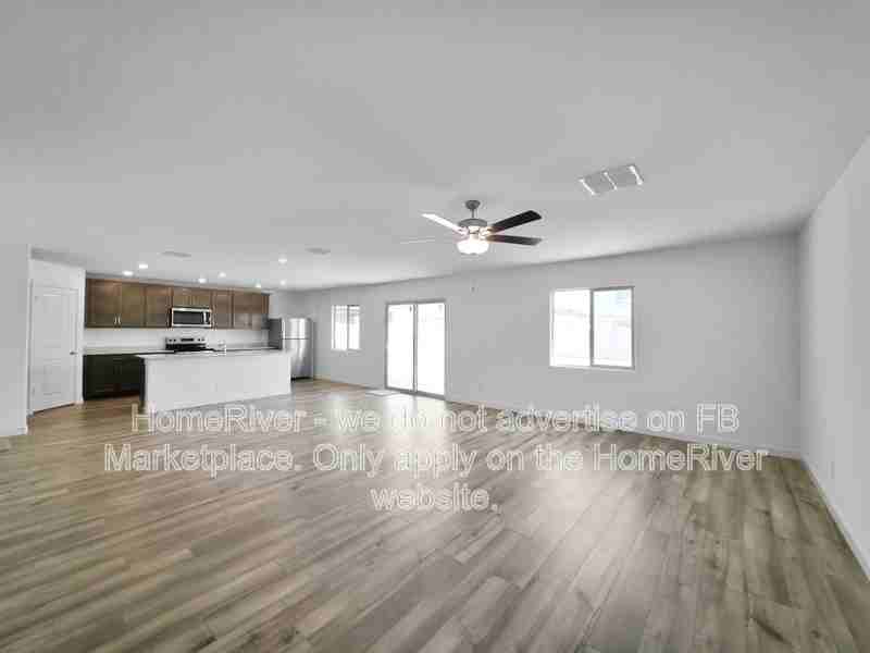 1091 W West Virginia Ave - Photo 6 of 26