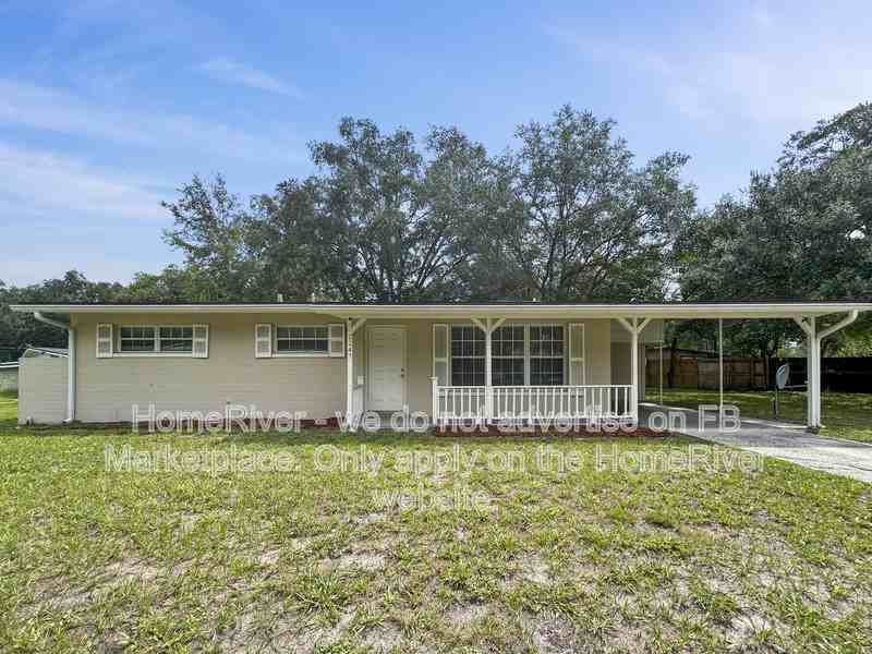 2241 Monteau Dr