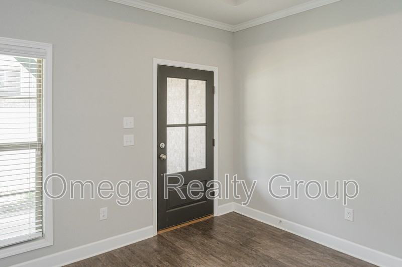 11578 Crimson Ridge Rd - Photo 7 of 48