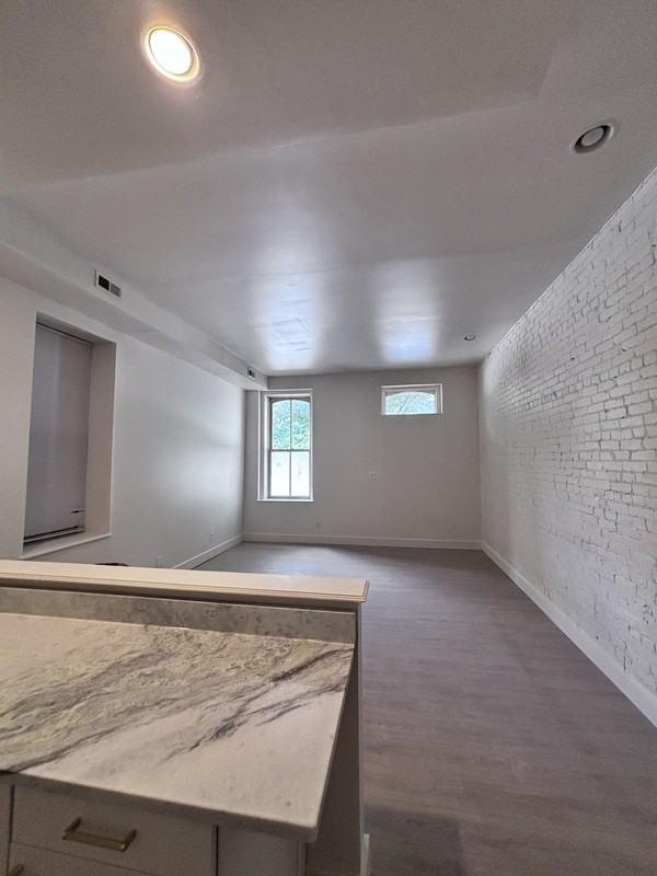 1704 S Tucker Blvd #B - Photo 5 of 10