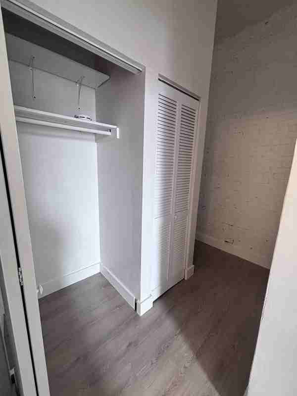 1704 S Tucker Blvd #B - Photo 7 of 10