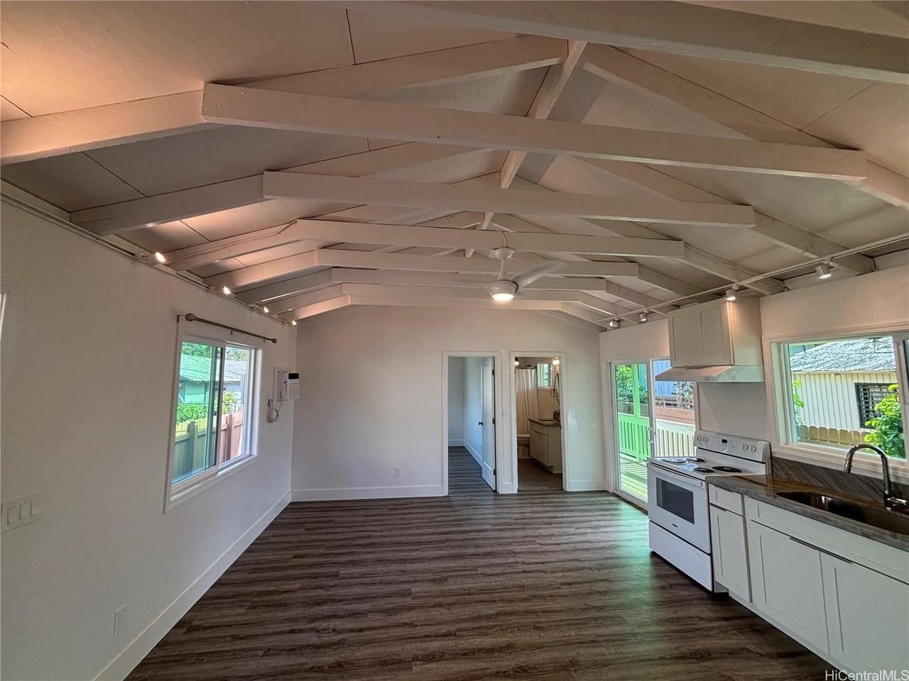 66-74 Keiki Pl - Photo 5 of 11