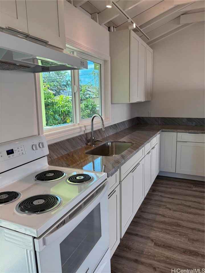 66-74 Keiki Pl - Photo 6 of 11