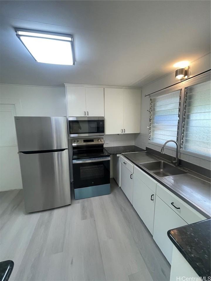 311 Dalene Way - Photo 4 of 25