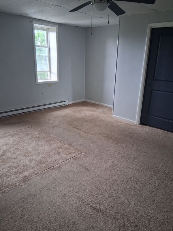 909 Mahantongo St - Photo 2 of 13