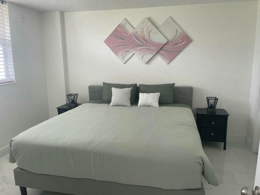 1731 Se 15th St ##505 - Photo 6 of 11