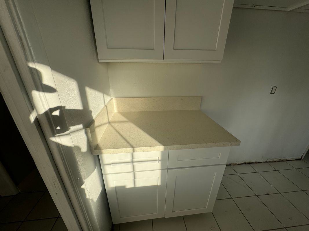 13156 Mercer St - Photo 6 of 11