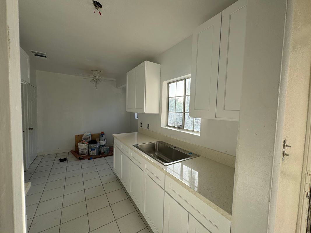 13156 Mercer St - Photo 7 of 11