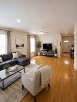 featured image of 12 Canterbury Ln