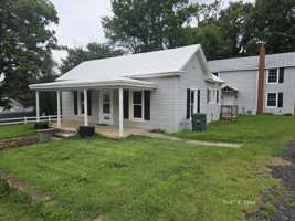 featured image of 605 Grove St #605A