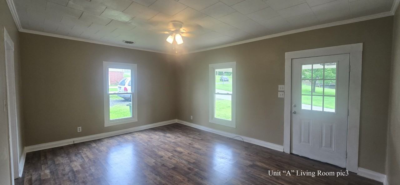 605 Grove St #605A - Photo 4 of 16