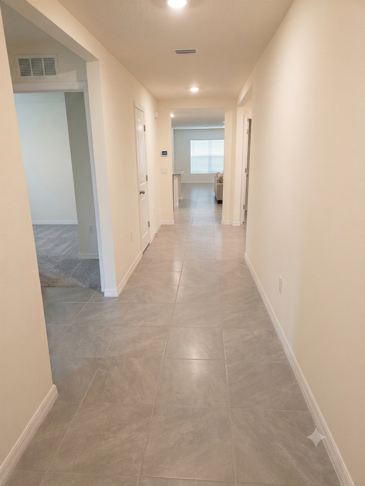 11472 Timber Grove Ln - Photo 4 of 37