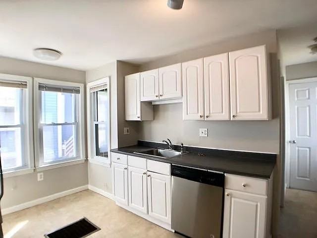30 Harvey St - Photo 2 of 6