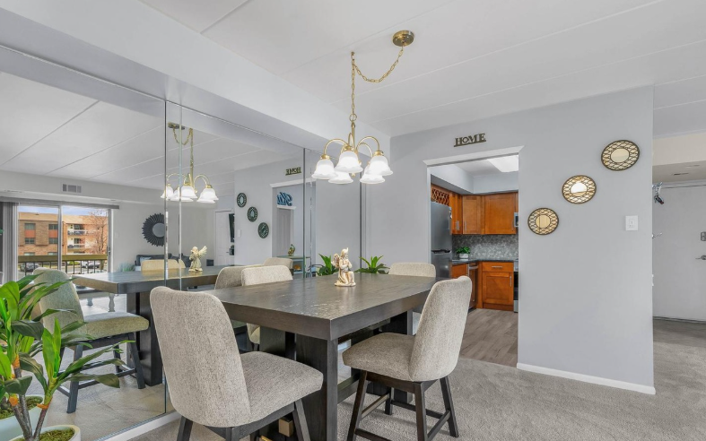 63101 Delaire Landing Rd #101 - Photo 5 of 7