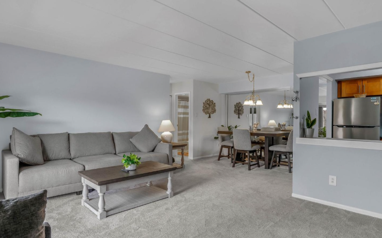 63101 Delaire Landing Rd #101 - Photo 6 of 7