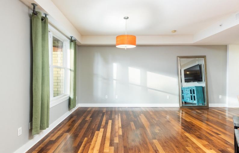2240 N Clay St #208 - Photo 6 of 10