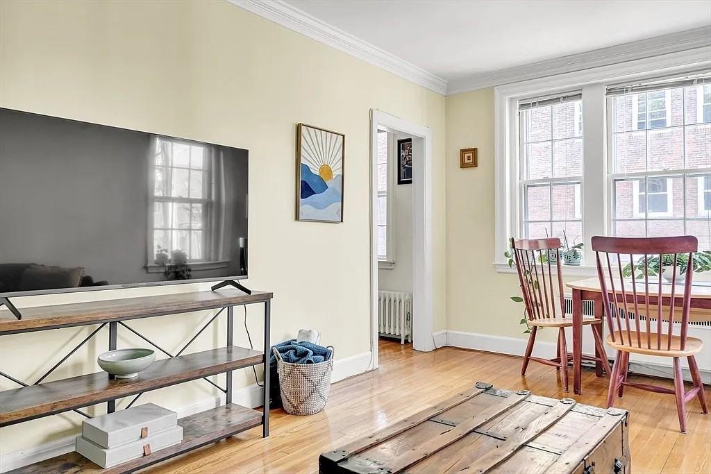 393 Broadway - Photo 6 of 30