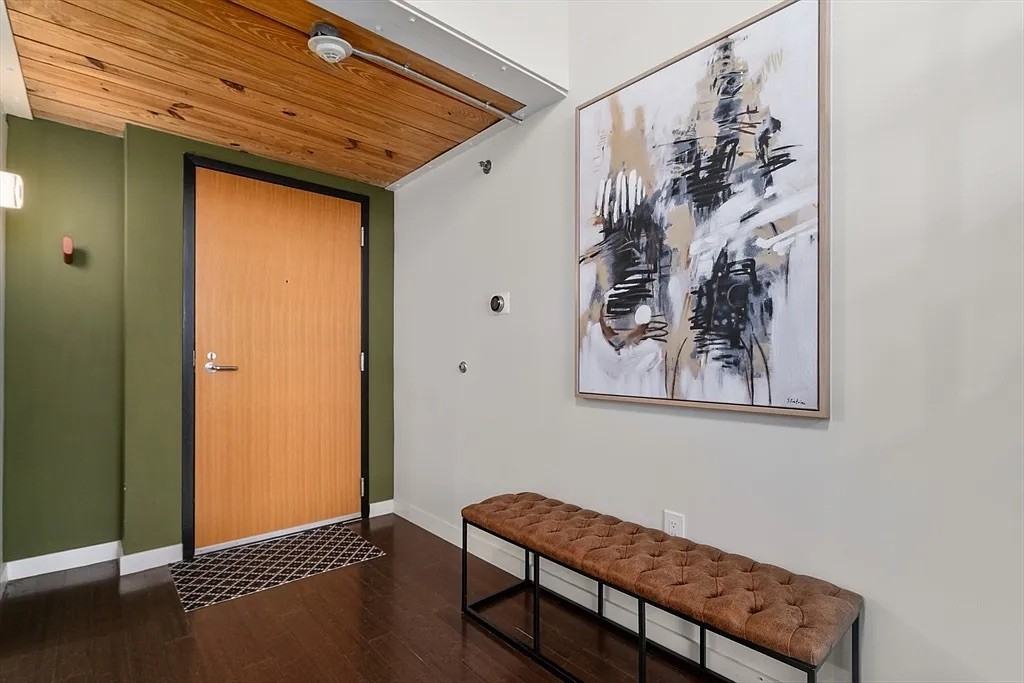 1 Aberdeen Way - Photo 4 of 20