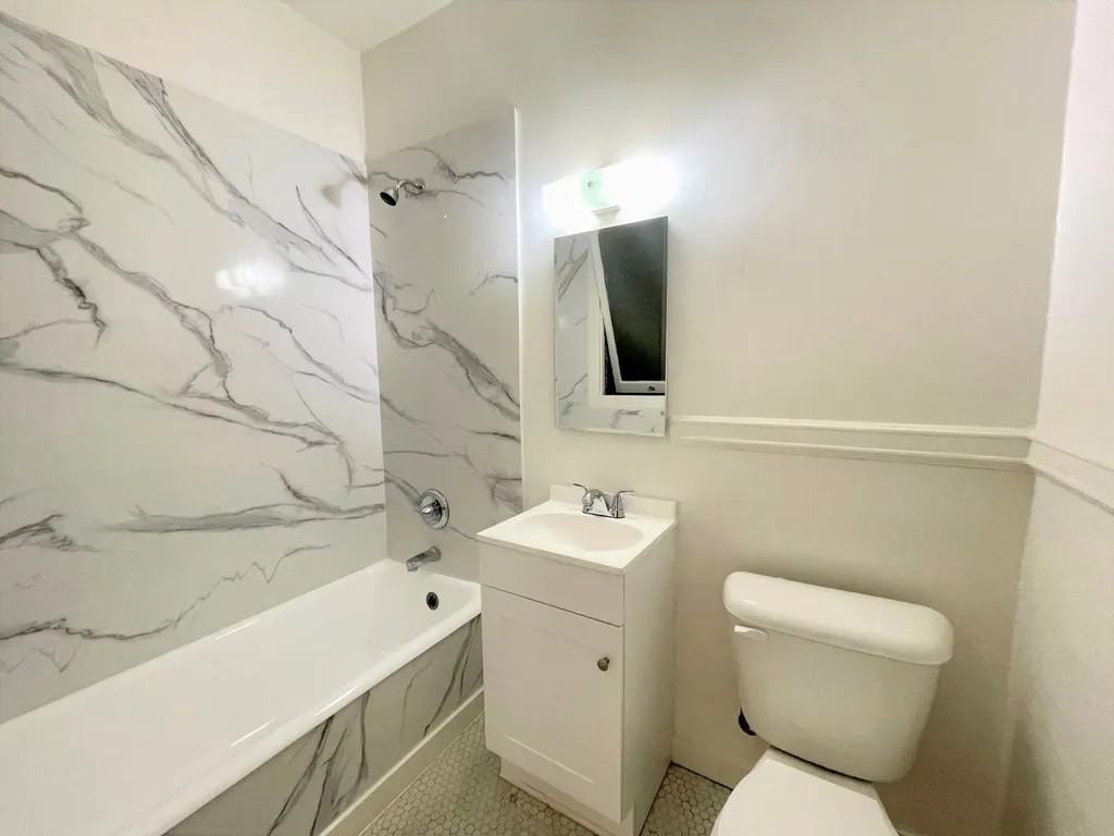 565 Geary St #310 - Photo 3 of 3