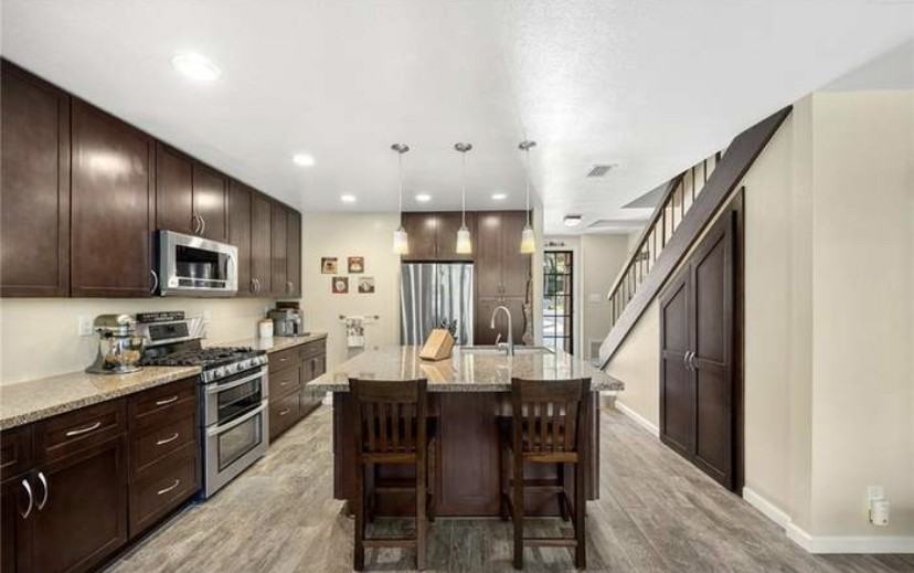 538 Blue Water Ln #161 - Photo 5 of 11