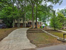 featured image of 4914 Oak Park Rd