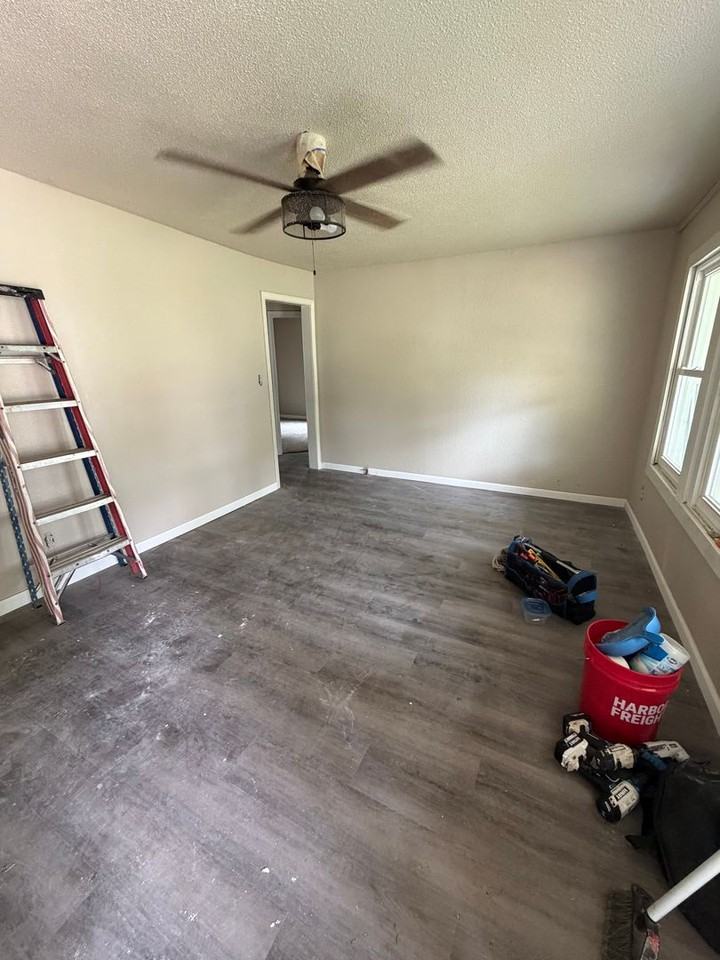 1108 N St Nw - Photo 2 of 6