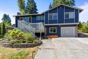 featured image of 8620 Shadow Wood Dr