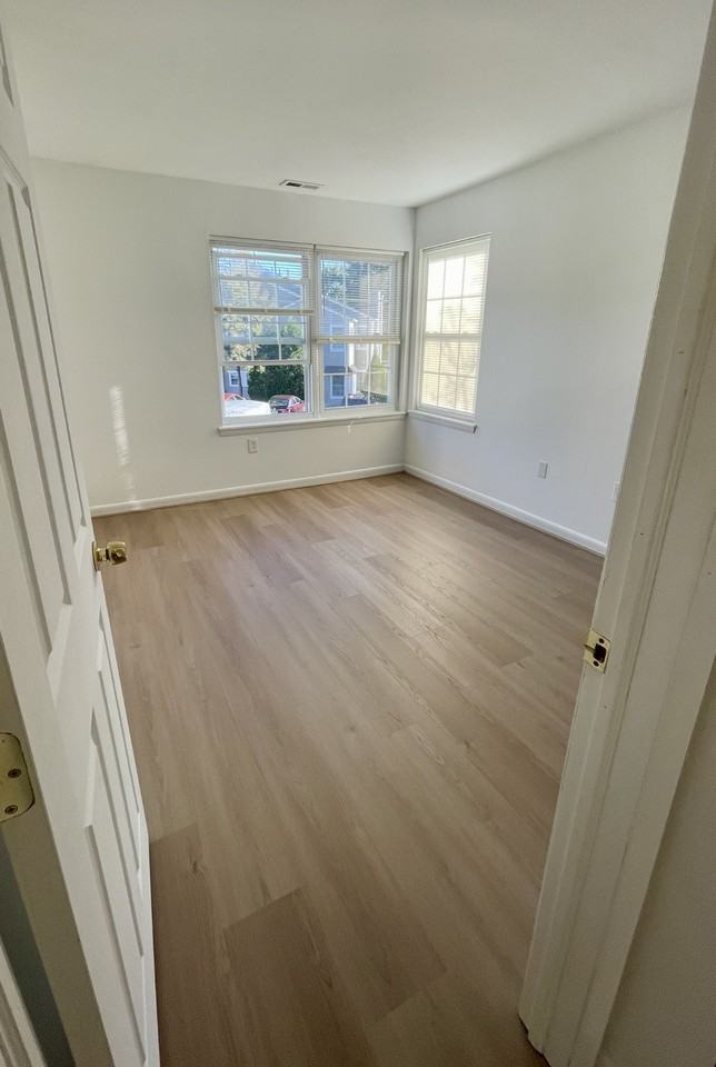 95 Driftwood Ct - Photo 6 of 11