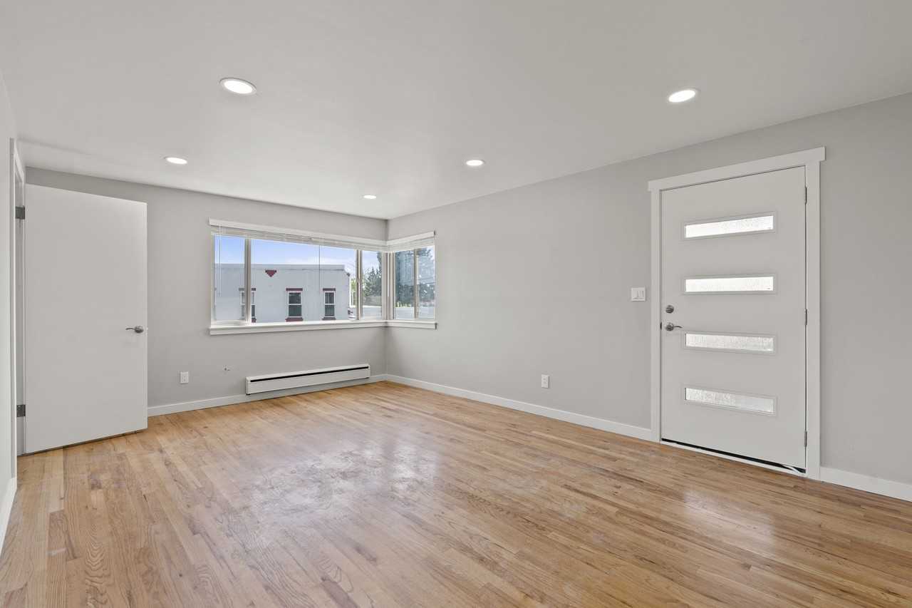 7215 Linden Ave N #105 - Photo 3 of 7