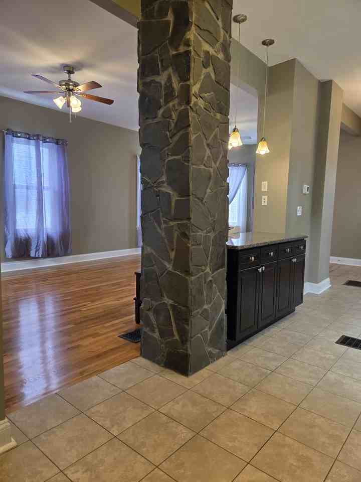 8 Tacoma St - Photo 4 of 22