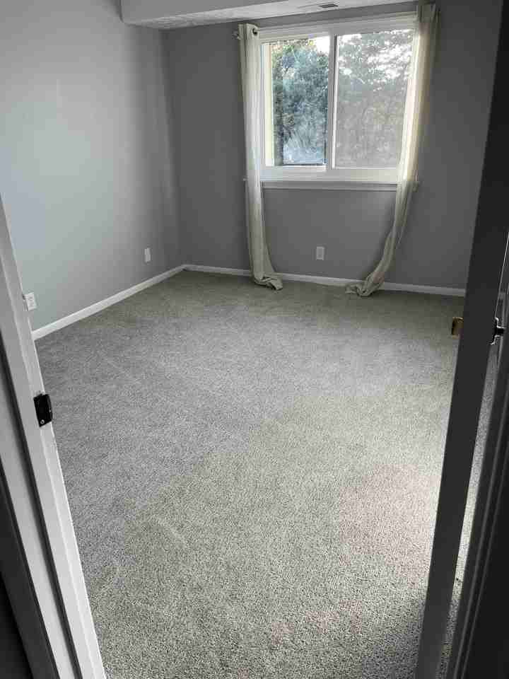 1231 S 121st Plz #312 - Photo 6 of 8