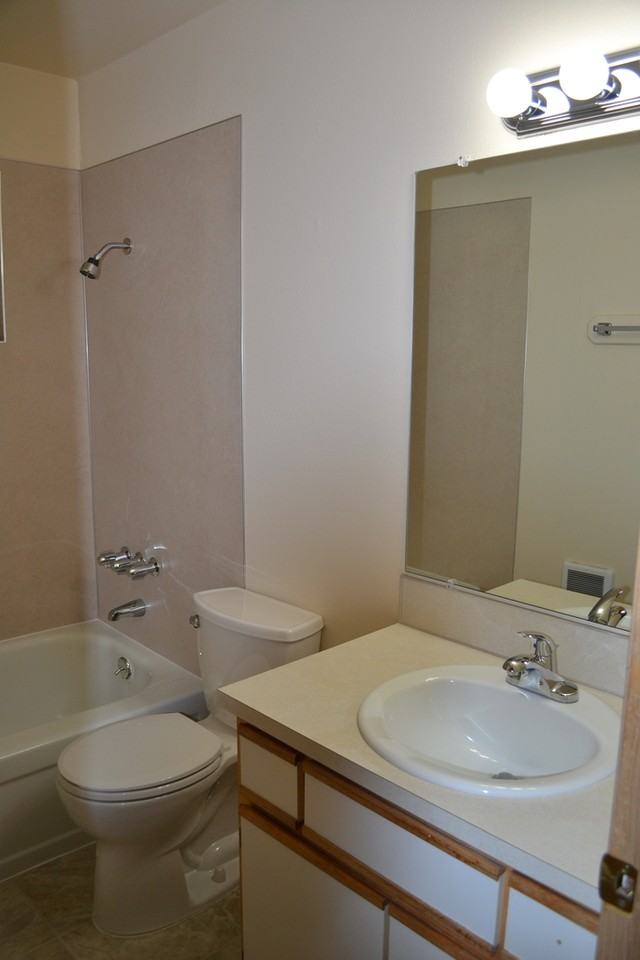 509 N Morton St #2 - Photo 7 of 10