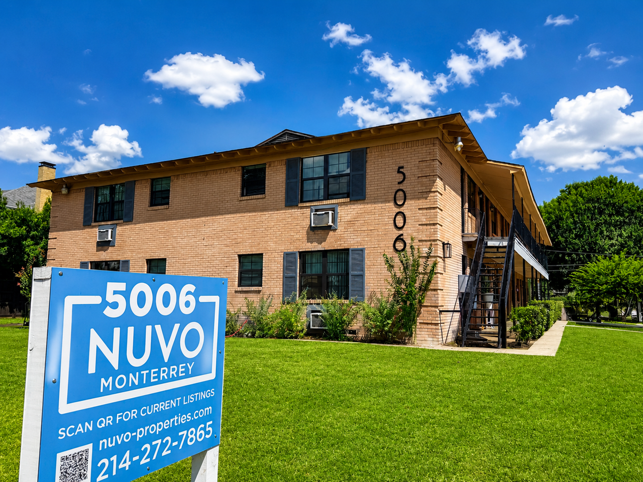 Stay Cool in a Newly Remodeled Apartment Starting at $1,100 + 6 Weeks FREE Rent! - Photo 5 of 33
