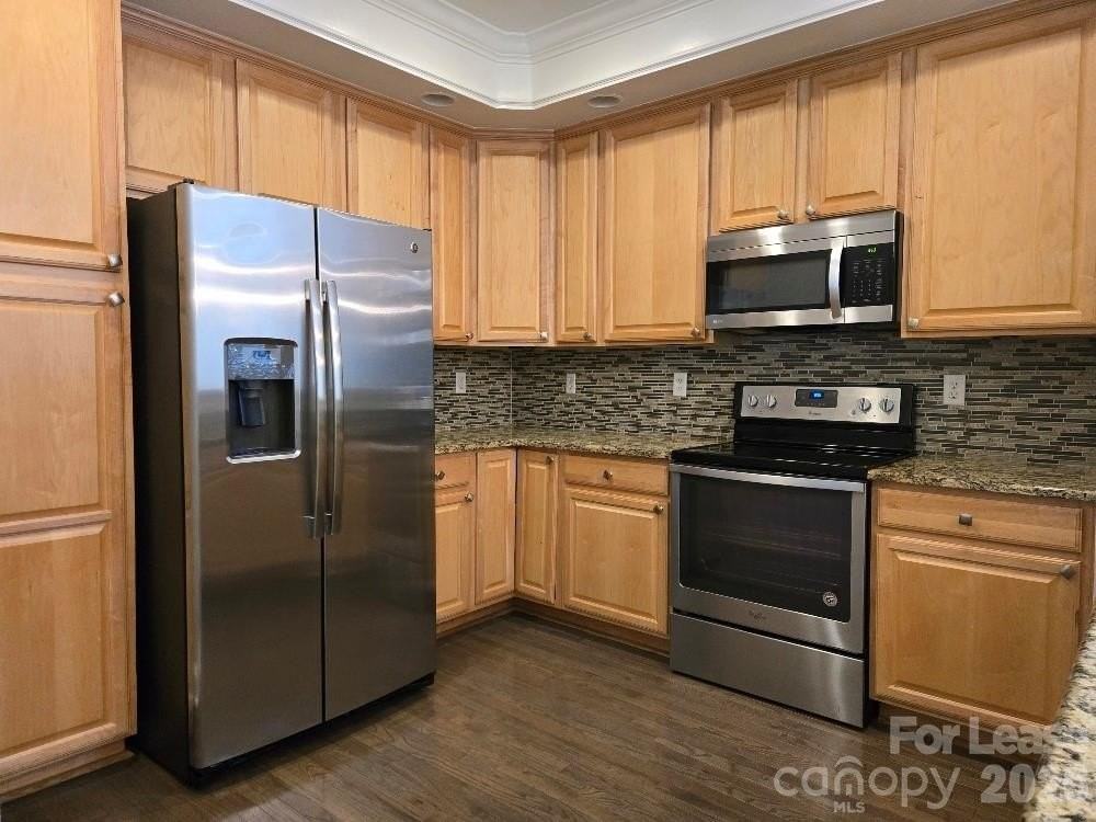 2359 Madeline Meadow Dr - Photo 3 of 20