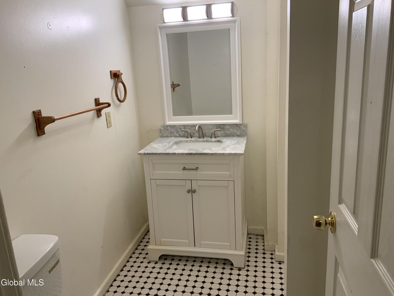 150 4th St #2 - Photo 6 of 12