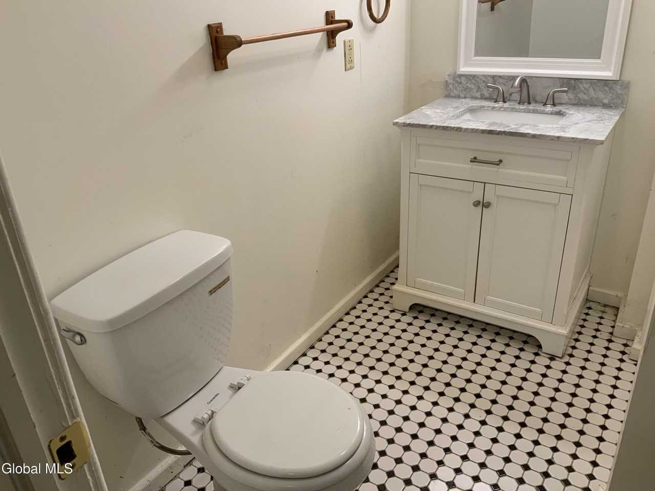 150 4th St #2 - Photo 7 of 12