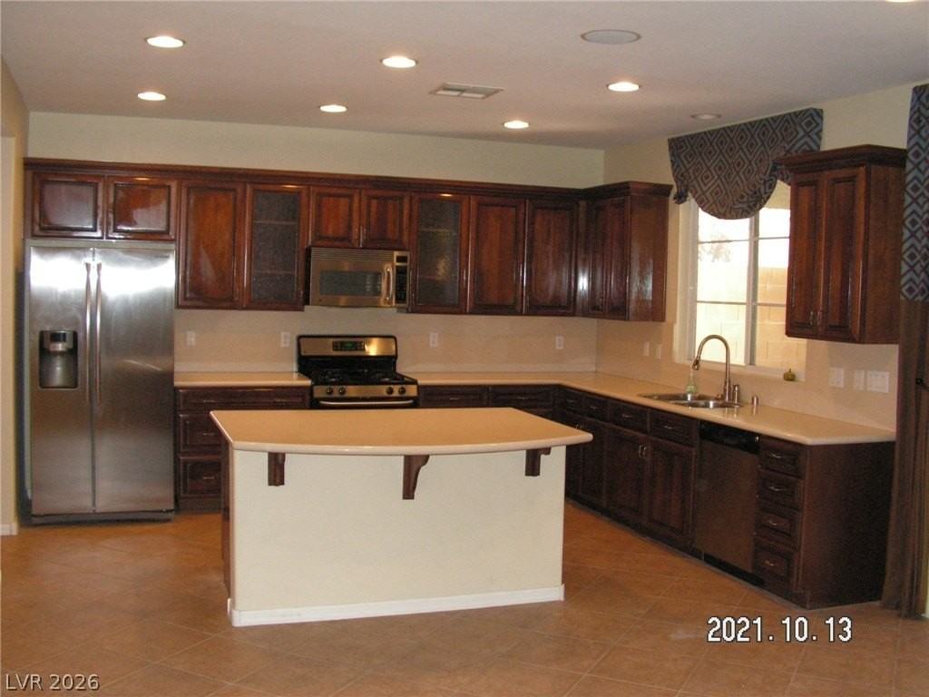 10612 Sheepshead Bay Ave - Photo 5 of 25