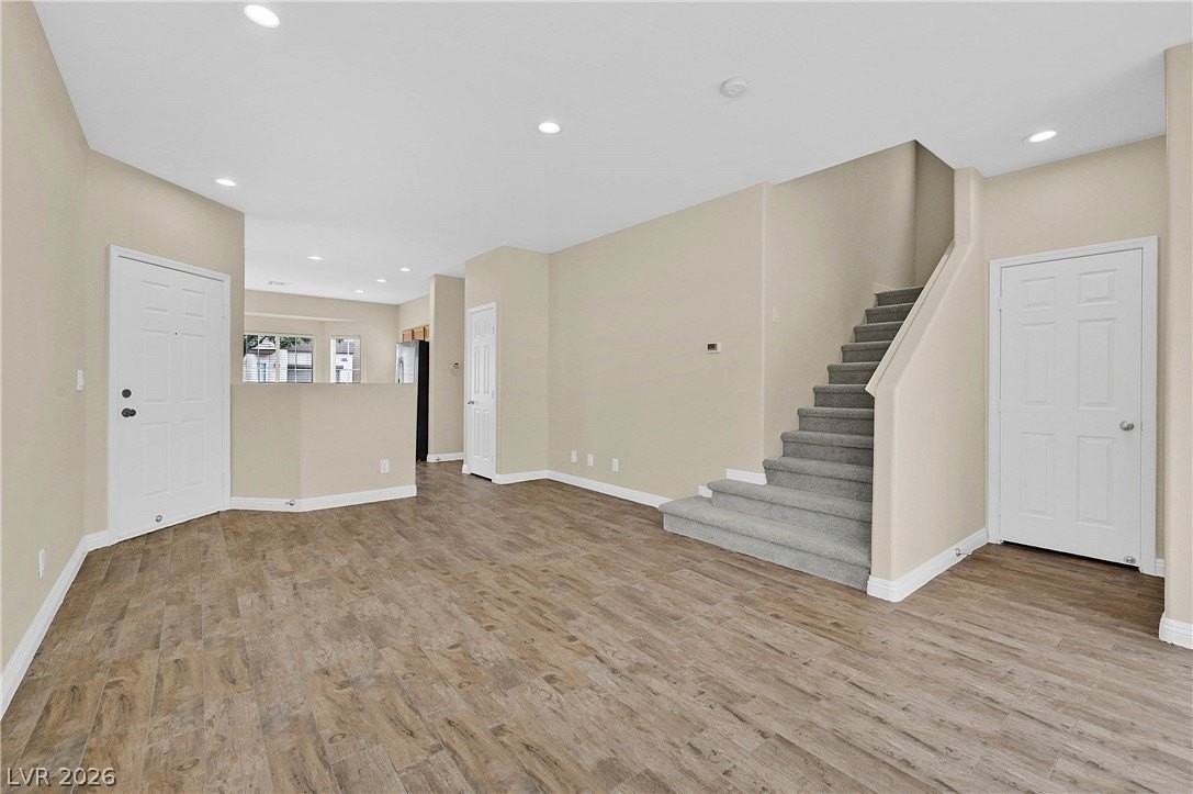6355 Urban Creek Ct - Photo 2 of 25