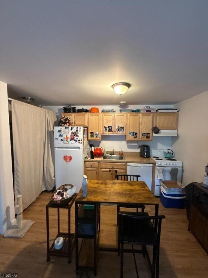 19 Merriam Ave #C - Photo 2 of 6