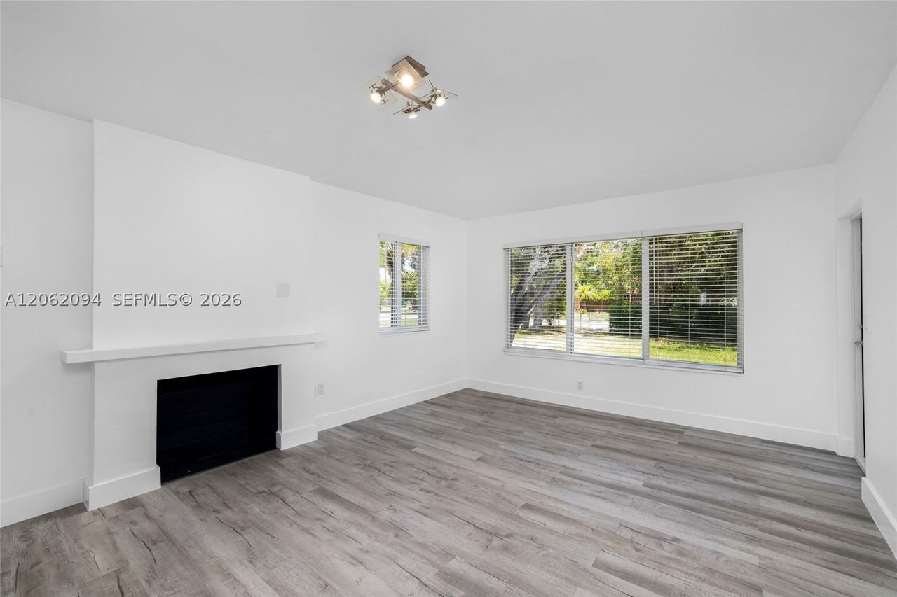 14120 Nw 2nd Ave #0 - Photo 5 of 50
