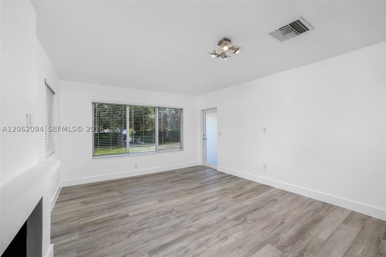 14120 Nw 2nd Ave #0 - Photo 7 of 50