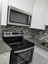 2990 Ne 16th Ave #105 - Photo 1 of 1