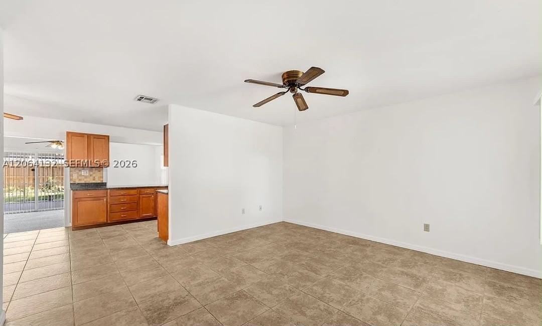 901 Galleon St #0 - Photo 7 of 16