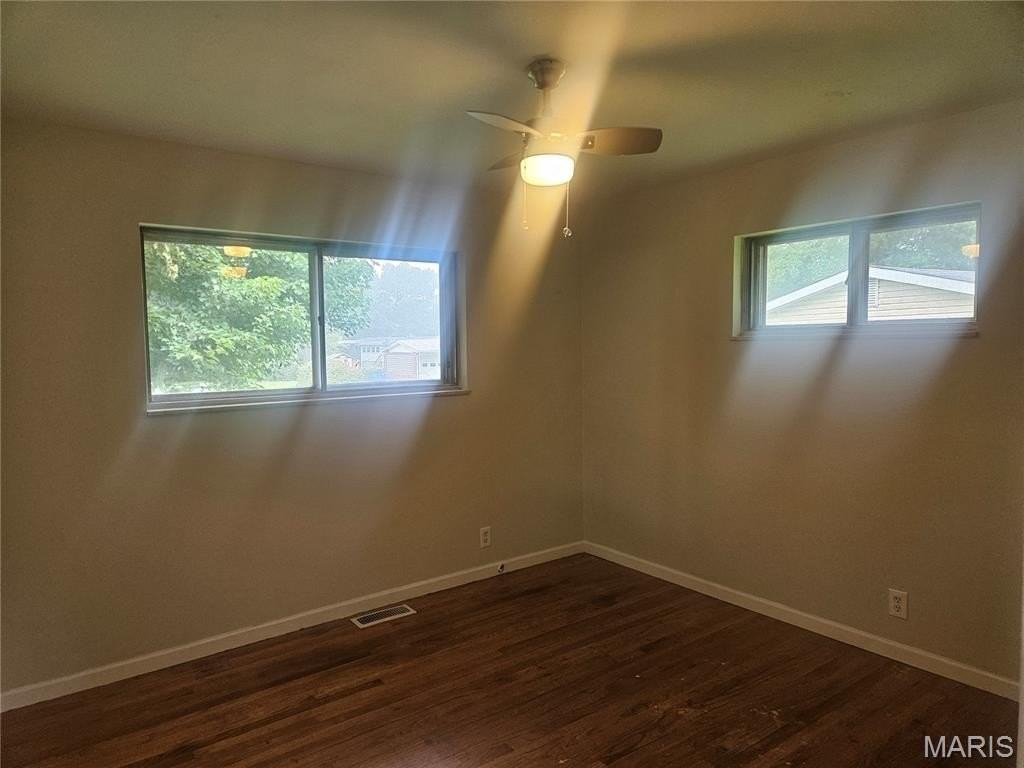 414 S Cadillac Dr - Photo 6 of 11