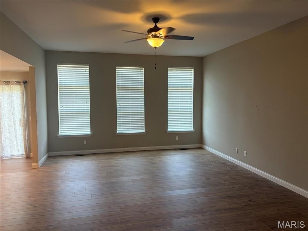 627 Gandalf Ln - Photo 5 of 21